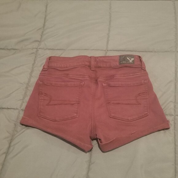American Eagle Outfitters Super Stretch Maroon Shorts - Picture 2 of 2